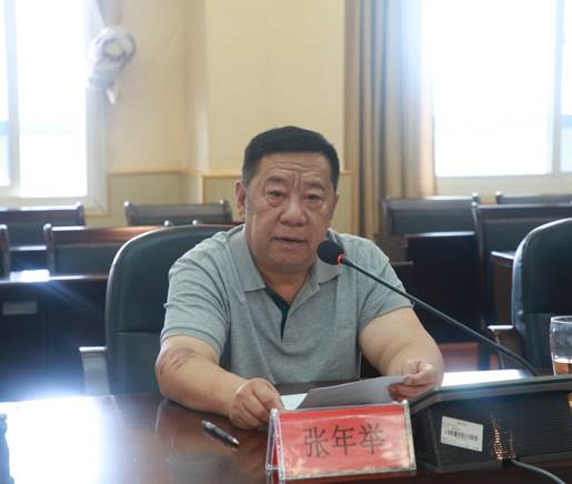 说明: E:\办公资料\照片与视频\半岛平台工作图片\2020年\6月\11日—2020年度宣传思想暨意识形态工作会议\精选图片\AB3A0095.JPG